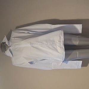 NWT. Puma Women's Lightweigt jacket.
